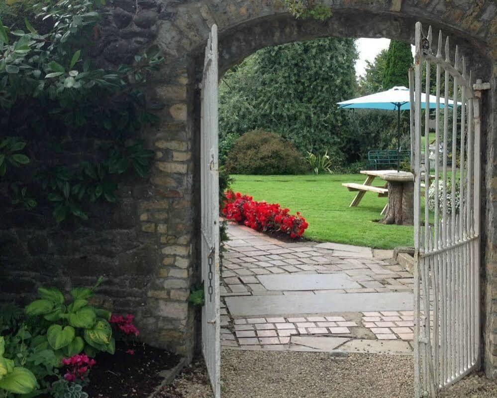 County Arms Birr Hotel Exterior foto